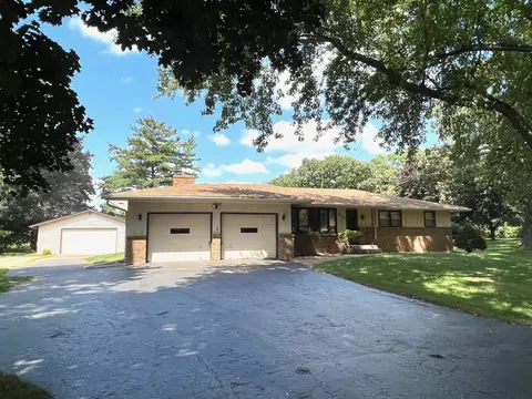 3080 Dallas Rd, Rockford, IL 61109