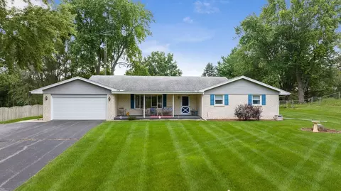 287 Willow Dr, Belvidere, IL 61008