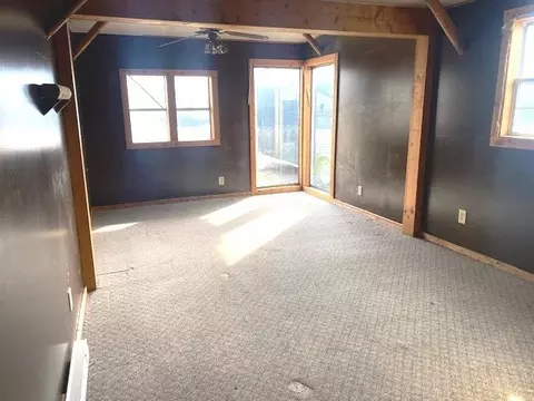 204 W 2nd St, Leaf River, IL 61047 photo 7