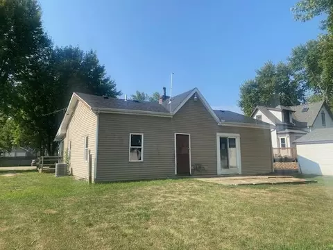 204 W 2nd St, Leaf River, IL 61047 photo 14