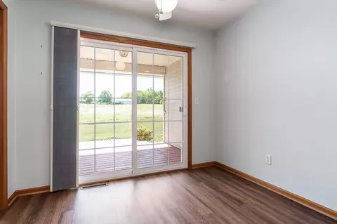 614 Park View St, Pecatonica, IL 61063 photo 11