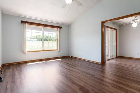 614 Park View St, Pecatonica, IL 61063 photo 10