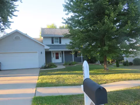 2210 Wheatland Ter, Freeport, IL 61032