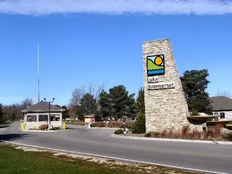 1300 Chadbourne, Lake Summerset, IL 61019 photo 2