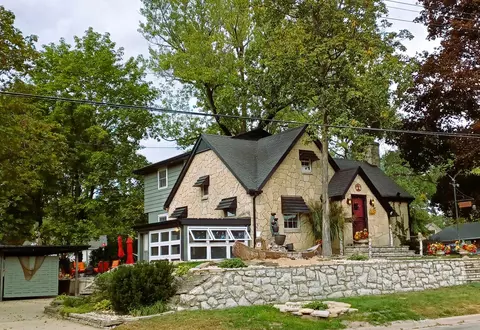 305 Snow Ave, Loves Park, IL 61111