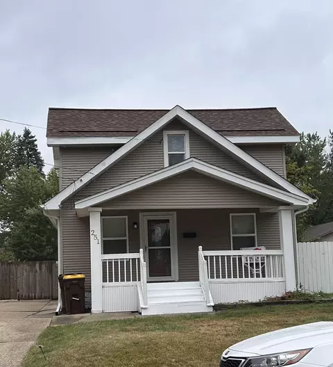 251 River Ln, Loves Park, IL 61111