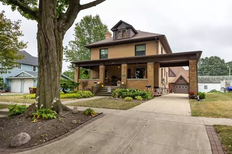 418 E Benton St, Stockton, IL 61085