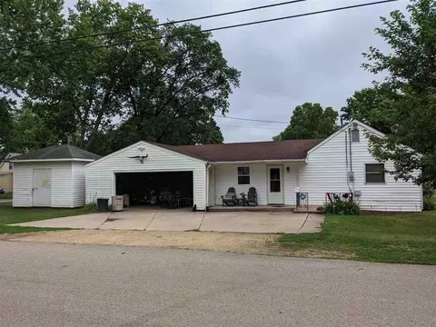 2701 Hanson St, Rockford, IL 61109