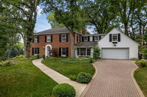 2410 Elder Ln, Rockford, IL 61107