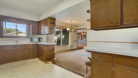 823 E Lilac Rd, Beloit, WI 53511 photo 12