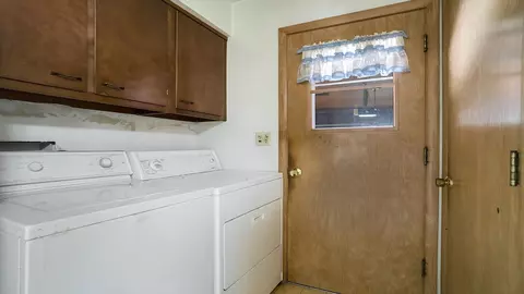 823 E Lilac Rd, Beloit, WI 53511 photo 13