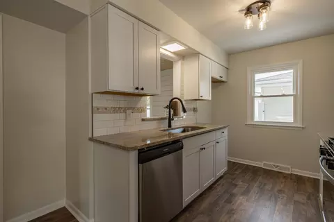 4701 Mohawk Rd, Rockford, IL 61107 photo 8