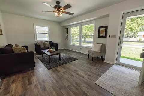 4701 Mohawk Rd, Rockford, IL 61107 photo 5