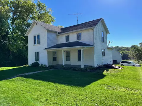 8611 Eppleyanna, Rock City, IL 61070