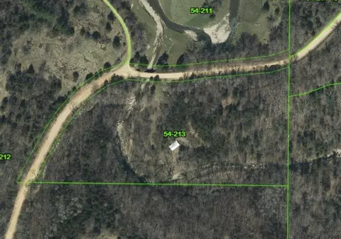 2045 Rock Rds, Platteville, WI 53818