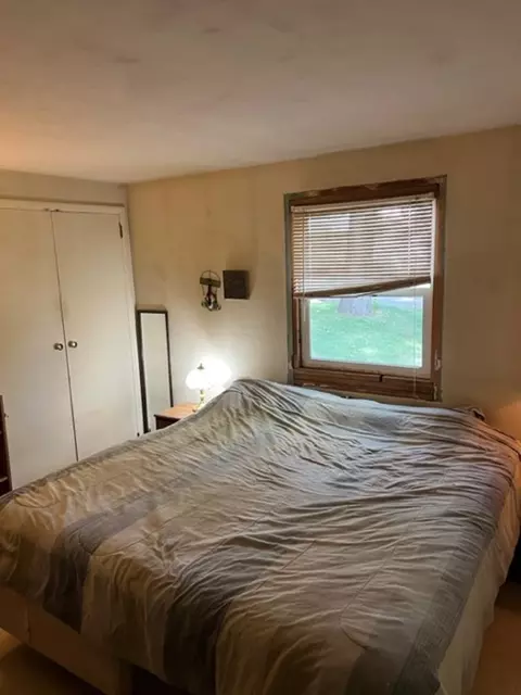 1714 S Cedar Ave, Freeport, IL 61032 photo 8