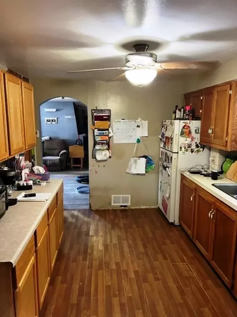 1714 S Cedar Ave, Freeport, IL 61032 photo 2