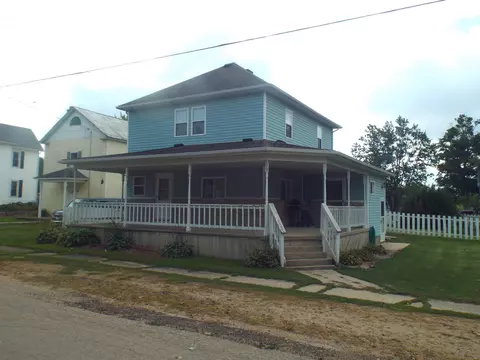 309 W Baldwin, Apple River, IL 61001