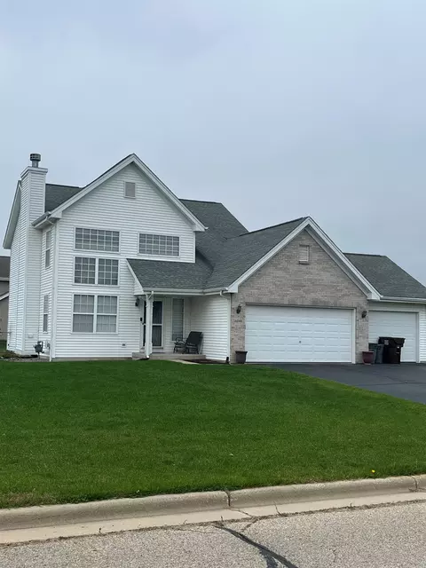 14046 Reston Dr, South Beloit, IL 61080