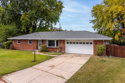 4808 Woodridge Ct, Rockford, IL 61108
