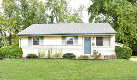 2220 24th St, Rockford, IL 61108