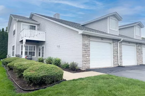 4905 Rolex Pkwy, Loves Park, IL 61111