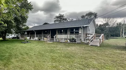 5156 Riverview Cir, Thomson, IL 61285