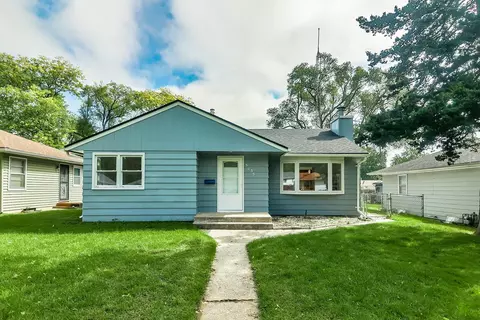 3035 Latham St, Rockford, IL 61103