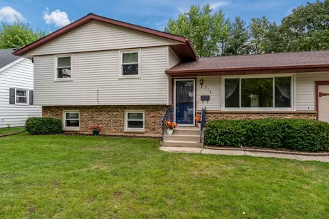 916 E 5th St, Belvidere, IL 61008 photo 12