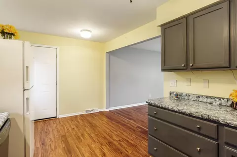 916 E 5th St, Belvidere, IL 61008 photo 21