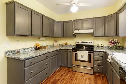 916 E 5th St, Belvidere, IL 61008 photo 19