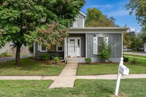 305 W 3rd St, Byron, IL 61010