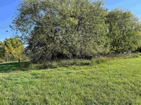 3521 Shady Ln, Lake Carroll, IL 61046