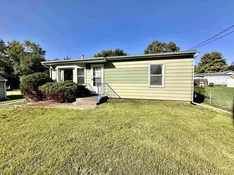 3126 Hazel St, Rockford, IL 61101