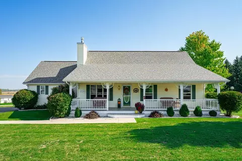 1234 Lake Summerset Rd, Lake Summerset, IL 61019