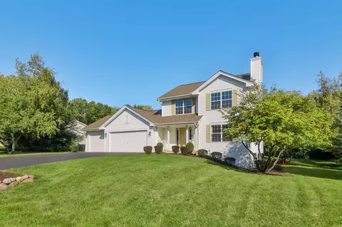 6779 N Summit Dr, Byron, IL 61010