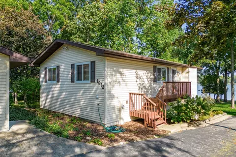 1912 Baintree Rd, Lake Summerset, IL 61019 photo 2