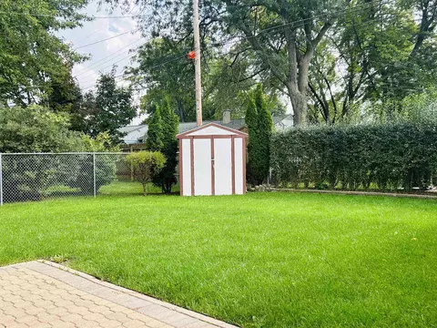 706 Watson Dr, Genoa, IL 60135 photo 17