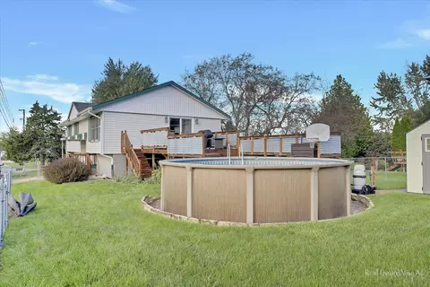 1111 S Bauscher, Freeport, IL 61032 photo 21