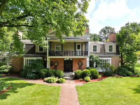Exterior - 605 N Calvin Park Blvd, Rockford, IL 61107 photo 1 of 6