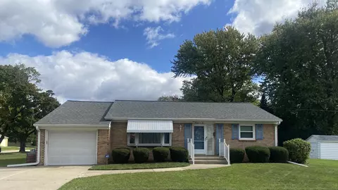 2006 S Alpine Rd, Rockford, IL 61108