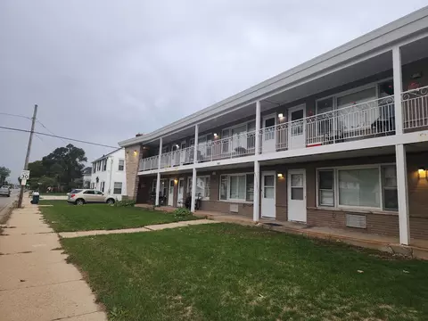 1901 Auburn St, Rockford, IL 61103