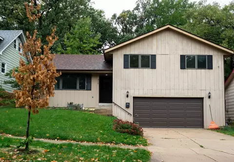 315 Morningside Dr, Rockford, IL 61108