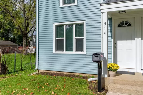 514 E 516 518 E Macomb St, Belvidere, IL 61008 photo 3