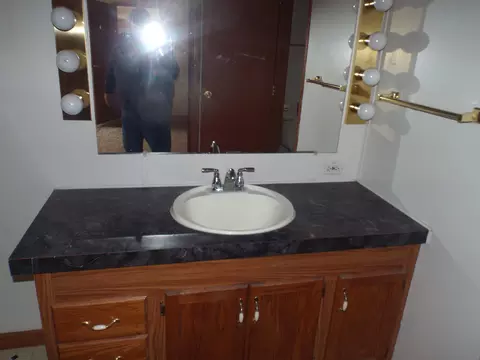 108 Starlight Dr, Freeport, IL 61032 photo 10