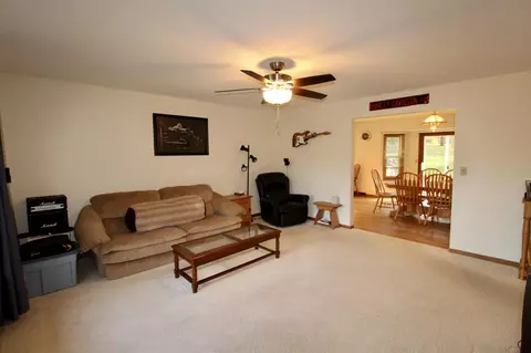 6037 Banbridge Dr, Roscoe, IL 61073 photo 9