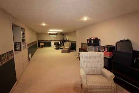 6037 Banbridge Dr, Roscoe, IL 61073 photo 39