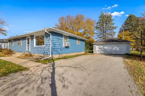2962 Locust St, Seward, IL 61077 photo 17