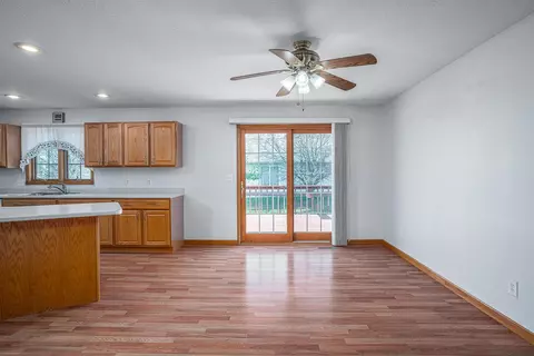 1752 Schade, Thomson, IL 61285 photo 8