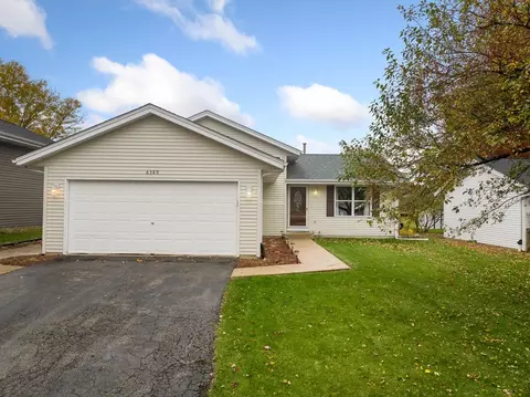 6389 Tramore Ln, Rockford, IL 61107